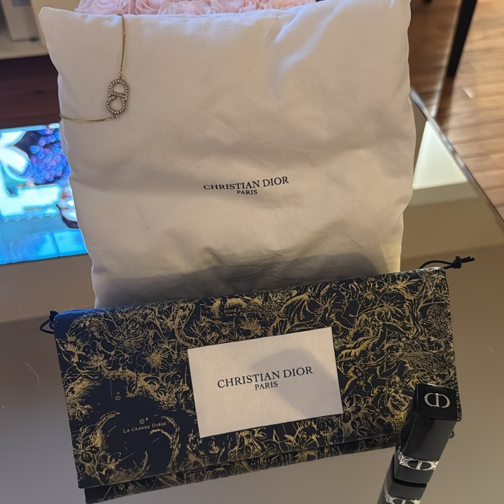 Christian Dior Bundle. Pouch, Mini Pillow, bracelet and lipstick. ♥️ - Picture 2 of 16